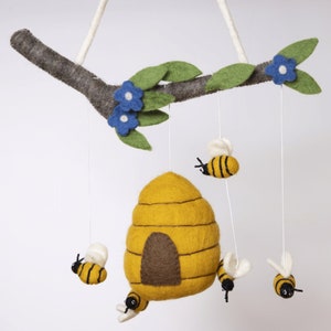 Felt Baby Bee Mobile | Bee Nursery Mobile | Bumble Bee Nursery Mobile |  Handmade Felt Bee and Flower Crib Mobile | Ready to Ship