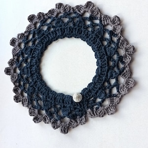 Crochet Collar: Vintage Style Lacy Cotton Necklace
