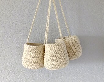 Eco-Friendly Crochet Hanging Basket: Nursery Storage Planter