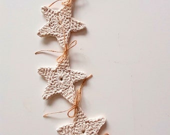 Crochet Star Garland: Rustic Christmas Decor, Farmhouse Bunting
