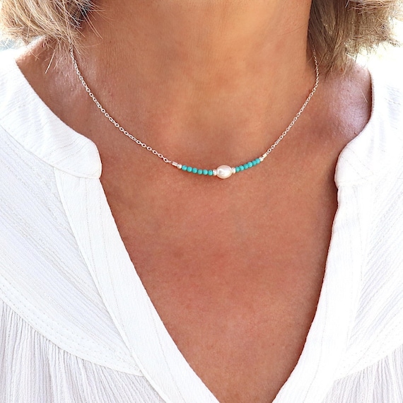 Necklace round turquoise stones and freshwater pearl, choker silver chain, women's neck