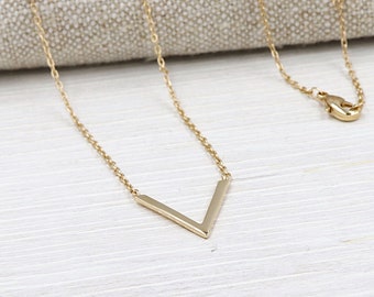 gold-plated V necklace for women