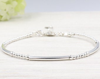 solid 925 silver bangle and pearl bracelet