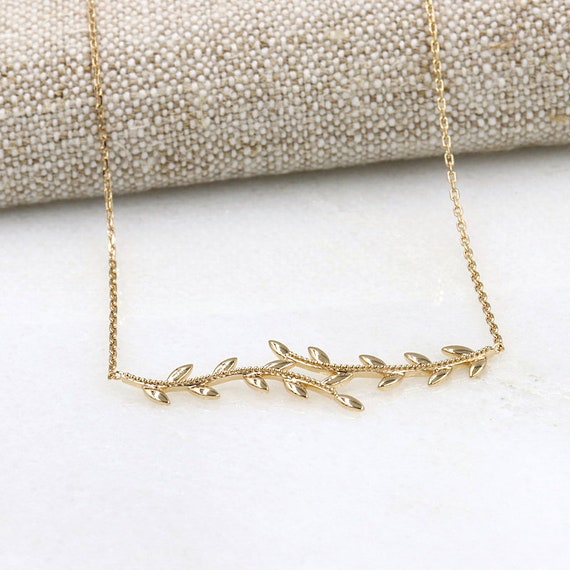 women necklace plated gold Laurel leaf