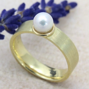 Ring Gold 585/ with Akoya pearl, pearl ring, handmade image 1
