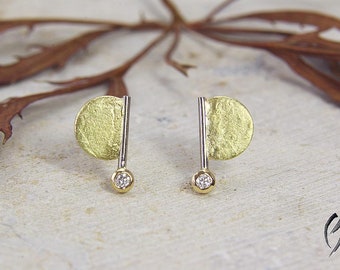 Kleine Ohrstecker aus Gold 750/- mit Brillant, Handarbeit