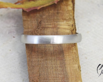 Schmaler Ring aus Platin 950/-, Handarbeit