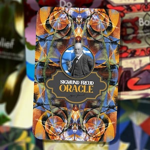 K&ouml;nnte beinhalten: Eine Karte aus dem Sigmund Freud Orakel-Deck, mit einem Portr&auml;t von Sigmund Freud vor einem bunten, abstrakten Hintergrund. Die Karte tr&auml;gt den Titel "Sigmund Freud Oracle" mit dem Text "Sigmund Freud" in gr&ouml;&szlig;erer Schrift und "Oracle" in kleinerer Schrift.