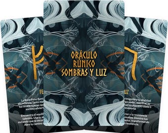Puede incluir: Tres cartas de tarot con un diseño en verde azulado y negro. Las cartas presentan el texto "ORÁCULO RÚNICO SOMBRAS Y LUZ" en el centro. Las cartas tienen detalles dorados y blancos e incluyen texto adicional en español.
