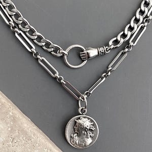 アクセサリー Vintage two face silver necklace 2 Face Silver Coin - Etsy