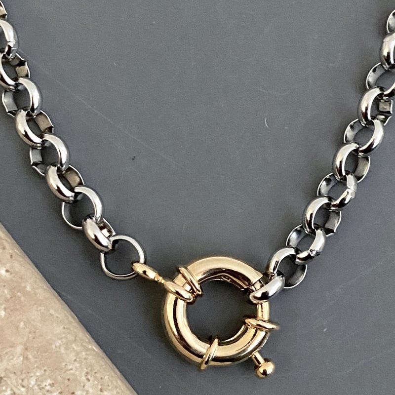 Abbie Pendant Necklace in Mix Metal