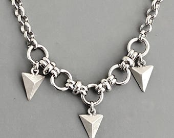 statement necklace / NON-TARNISH CHAIN stainless steel, chunky thick / antique silver plated pendant triangle stud / edgy