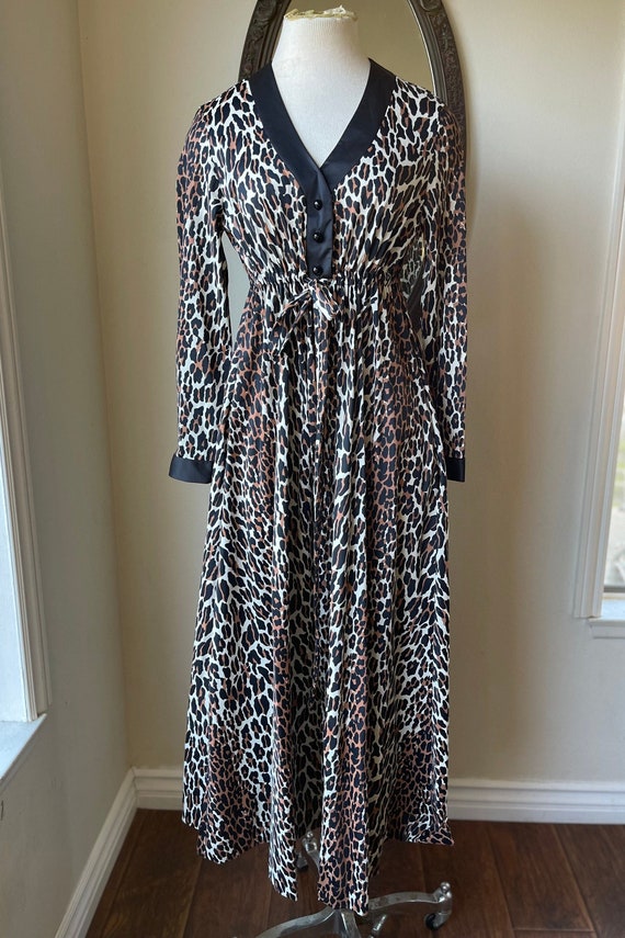 Vanity fair loungewear sale