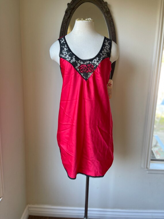 Vintage Claudia Phillips Red nightgown with black… - image 8