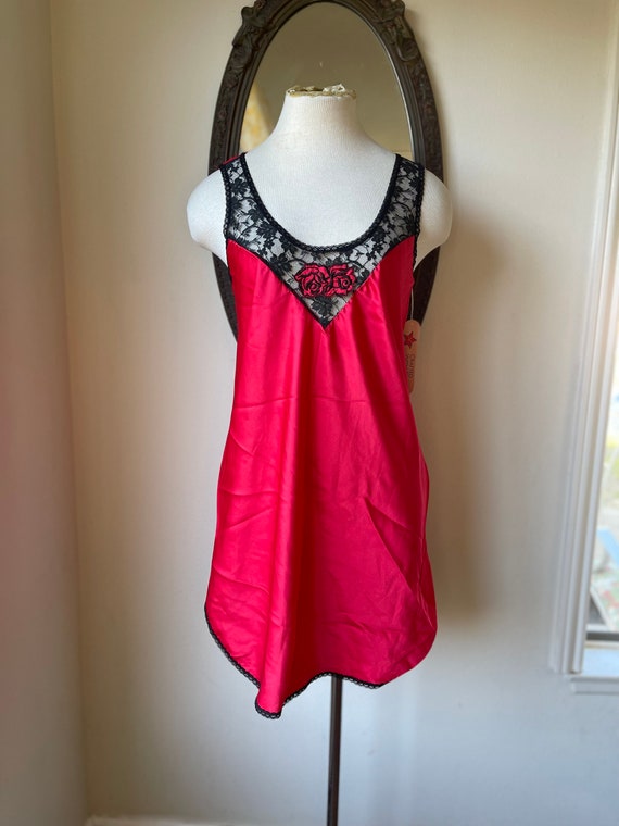 Vintage Claudia Phillips Red nightgown with black… - image 1