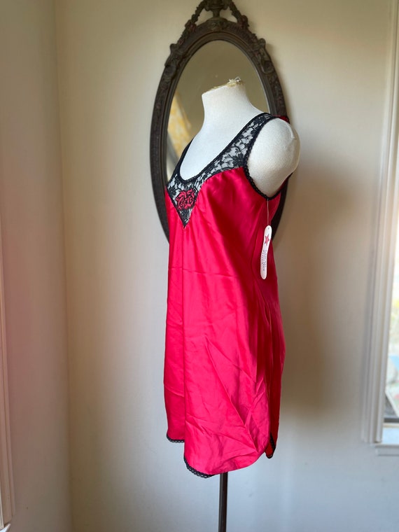 Vintage Claudia Phillips Red nightgown with black… - image 4