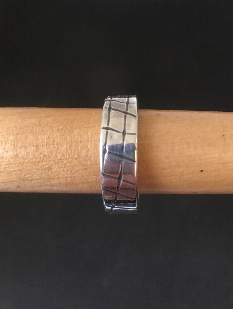Patterned silver ring Thumb rings Sterling silver band ring Textured wedding band