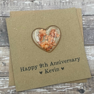 Tarjeta personalizada para el 9.º aniversario de cobre - Corazón de resina epoxi laminada - Texto personalizado - 127 mm x 127 mm