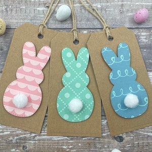 Osterhase Pom Pom Tail Anhänger - Pink Teal und Blaue Frohe OsterEtiketten - 3er Set