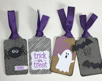 Halloween Tags - EEK! Spider - Trick Or Treat - Boo Ghost - R.I.P Grave Stone Bats Set Of 4 - Gift Party Treat candy Bag Labels