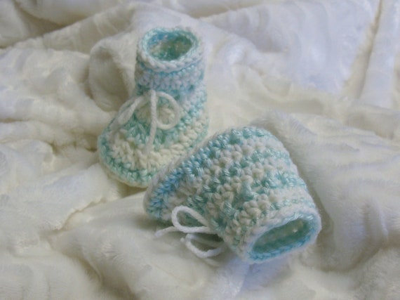 Patron Crochet Chaussons A Rayures Pour Bebes 0 A 6 Mois Etsy France