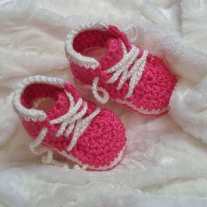 Crochet PATTERN Baby Sneakers, Hi-Top Baby Shoes, 0-12 months, Baby Booties, Easy Pattern, English French, PDF 45 image 7