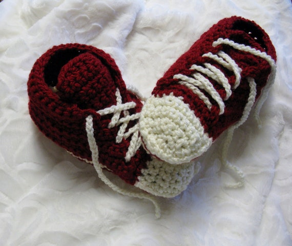 converse au crochet pour adulte