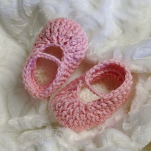 Crochet PATTERN Mary Jane Baby Slippers, 0-12 months, Mary Jane Baby Slippers, Baby Girl Slippers, Easy Pattern, English French PDF 51 image 5