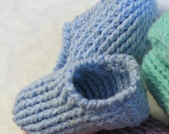 Crochet PATTERN Children's Ribbed Slippers, Ages to 8, Rib