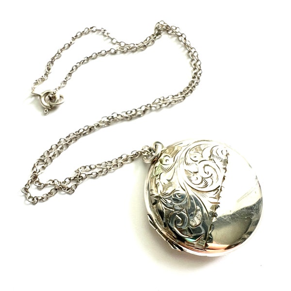 Collier pendentif médaillon rond gravé en argent sterling et chaîne vintage