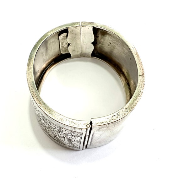 Antique Victorian Wide Silver Hinged Cuff Bangle - image 6