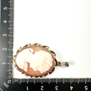 Vintage 9CT Gold Portrait of a Lady Carved Shell Cameo Pendant image 7