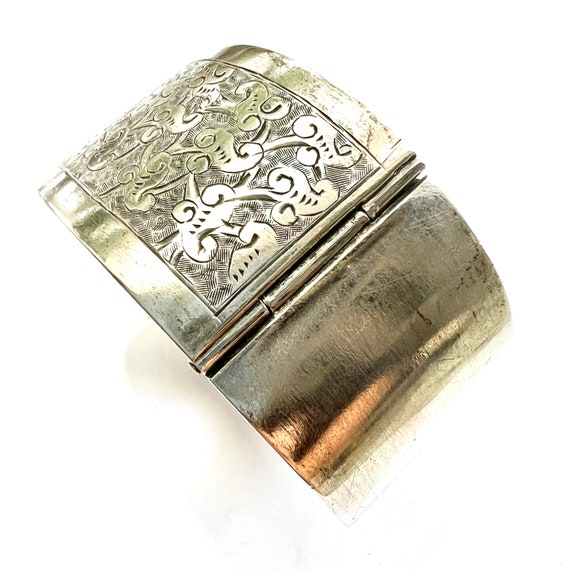 Antique Victorian Wide Silver Hinged Cuff Bangle - image 3