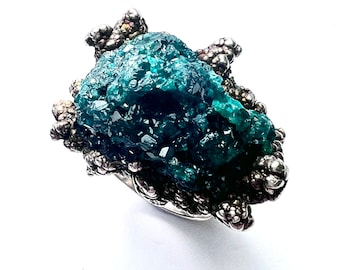 Huge 1973 Vintage Raw Dioptase Druzy Crystal Sterling Silver Brutalist Modernist Ring