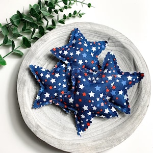 Patriotic Fabric Stars: 4th of July Tiered Tray Decor