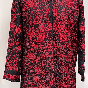 Vintage Seide stark bestickte Chinoiserie chinese Oriental Nehru Mandarin Collar East Long Jacket UK 10 US 6