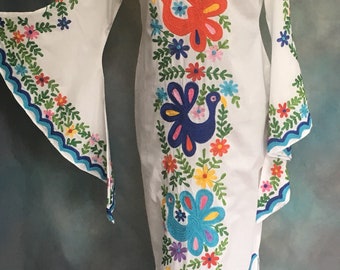 Lange Mexicaanse stijl geborduurd pauw bloemmotief oranje blauwe trim caftan mini kaftan fiesta strand katoenen bruiloft maxi jurk vestido boh