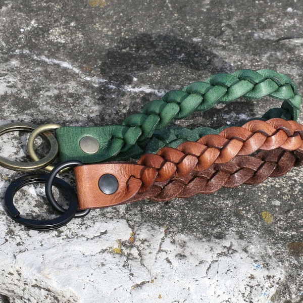 Keychain, Leather Braided Key Chains, Handcrafted Full Grain Leather, Lots of Hardware color options