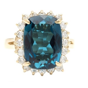 9.75 Carats Natural Impressive London Blue Topaz and Diamond 14K Yellow Gold Ring
