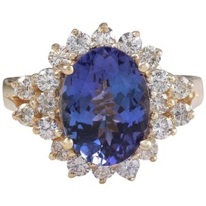 5.50 Carats Natural Tanzanite and Diamond 14k Solid Yellow Gold  Ring