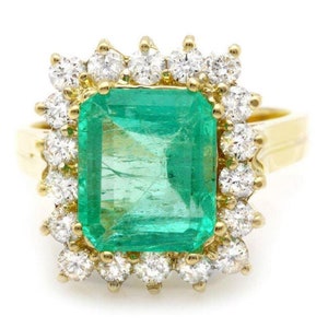 4.80 Carats Natural Emerald and Diamond 18K Solid Yellow Gold Ring