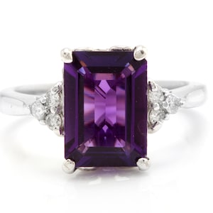 4.15 Carats Natural Amethyst and Diamond 14K Solid White Gold Ring