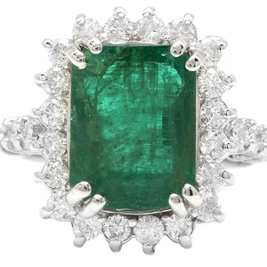 5.00 Carats Natural Emerald and Diamond 14K Solid White Gold Ring