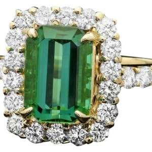 4.40 Carats Natural Green Tourmaline and Diamond 14K Solid Yellow Gold Ring