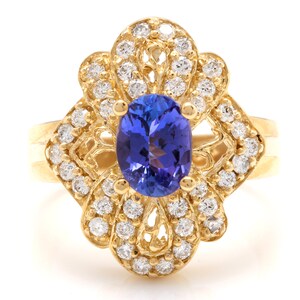 2.25 Carats Natural Tanzanite and Diamond 14k Solid Yellow Gold Ring