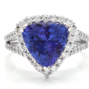 5.00 Carats Natural Tanzanite and Diamond 14k Solid White Gold Ring