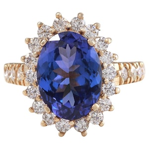 5.25 Carats Natural Very Nice Looking Tanzanite and Diamond 14K Solid Yellow Gold Ring