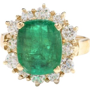 4.50 Carats Natural Emerald & Diamond 14k Solid Yellow Gold Ring