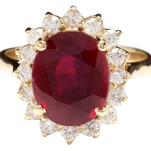 6.70 Carats Red Ruby and Natural Diamond 14k Solid Yellow Gold Ring