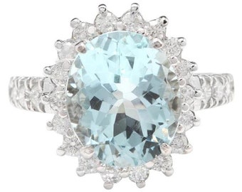 5.40 Carats Natural Aquamarine and Diamond 14k Solid White Gold Ring